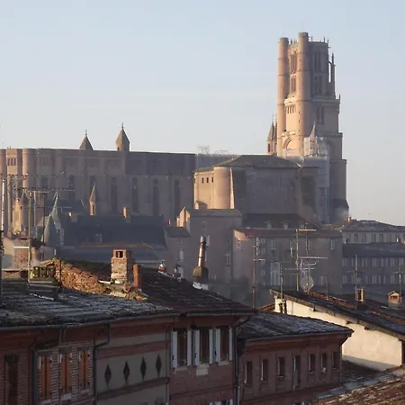 Les Berges De La Cathedrale Apartment *