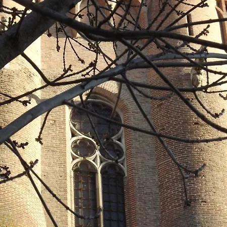 Les Berges De La Cathedrale Apartment *